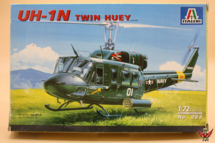 Italeri 1/72 UH-1N Twin Huey