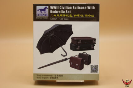 Bronco Models 1/35 WWII Civilian Suitcase with Umbrella set