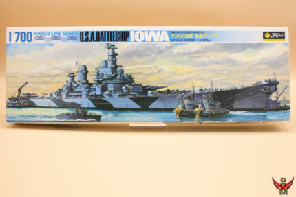 Fujimi 1/700 USA Battleship Iowa water line series