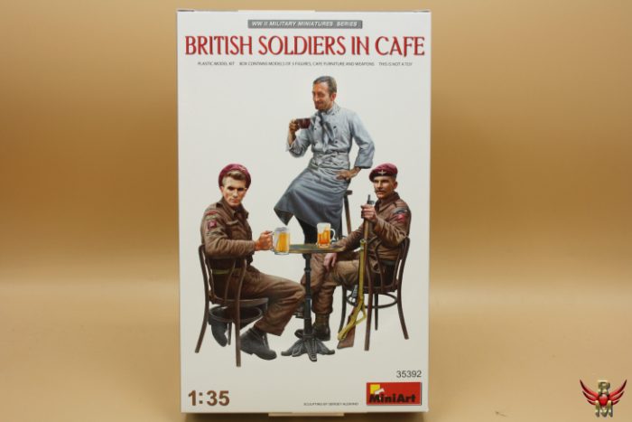 MiniArt 1/35 British Soldiers in Cafe