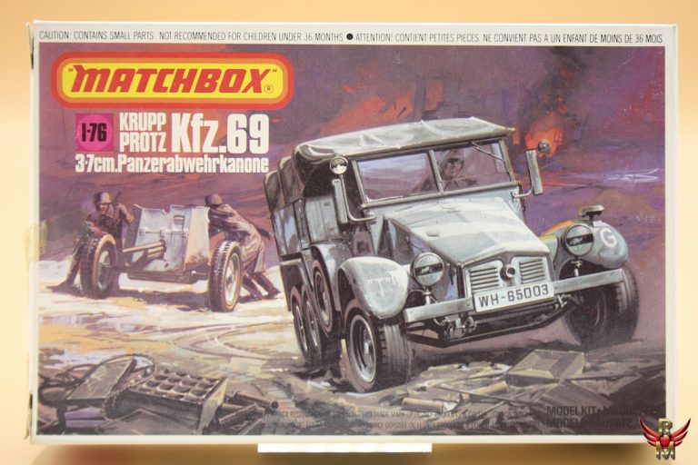 Matchbox 1/76 Krupp Protze Kfz 69 and 37mm Panzerabwehrkanone