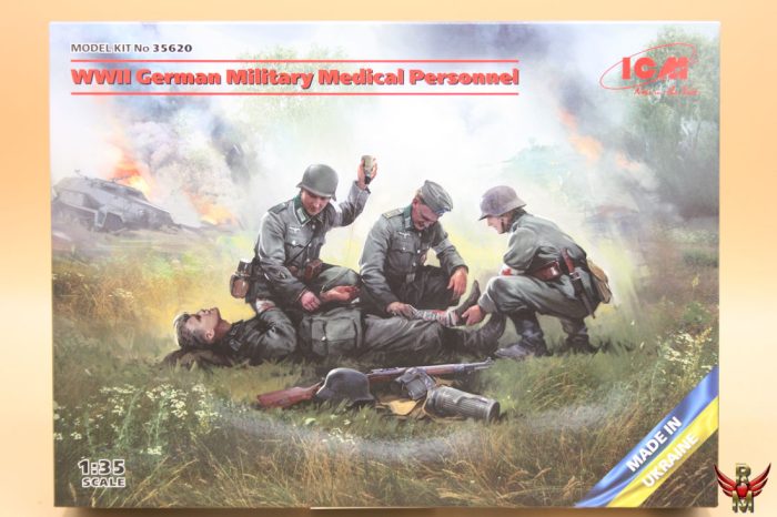 ICM 1/35 WWII German Military Medical Personnel