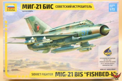 Zvezda 1/72 Soviet Fighter MiG-21bis Fishbed-L