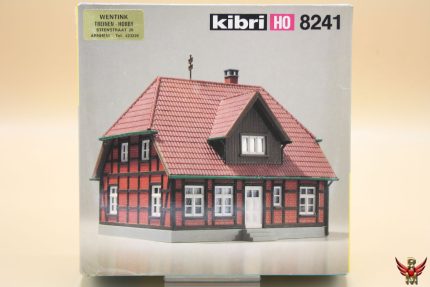 Kibri 1/87 H0 Woonhuis Heike met dakpannen dak