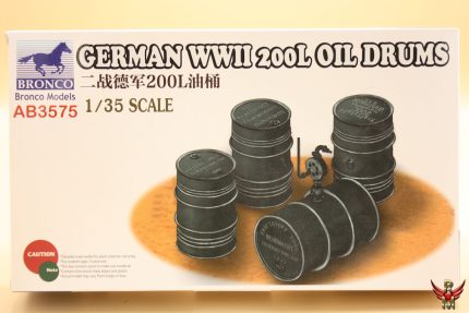 Bronco Models 1/35 German WWII 200L Oil Drums