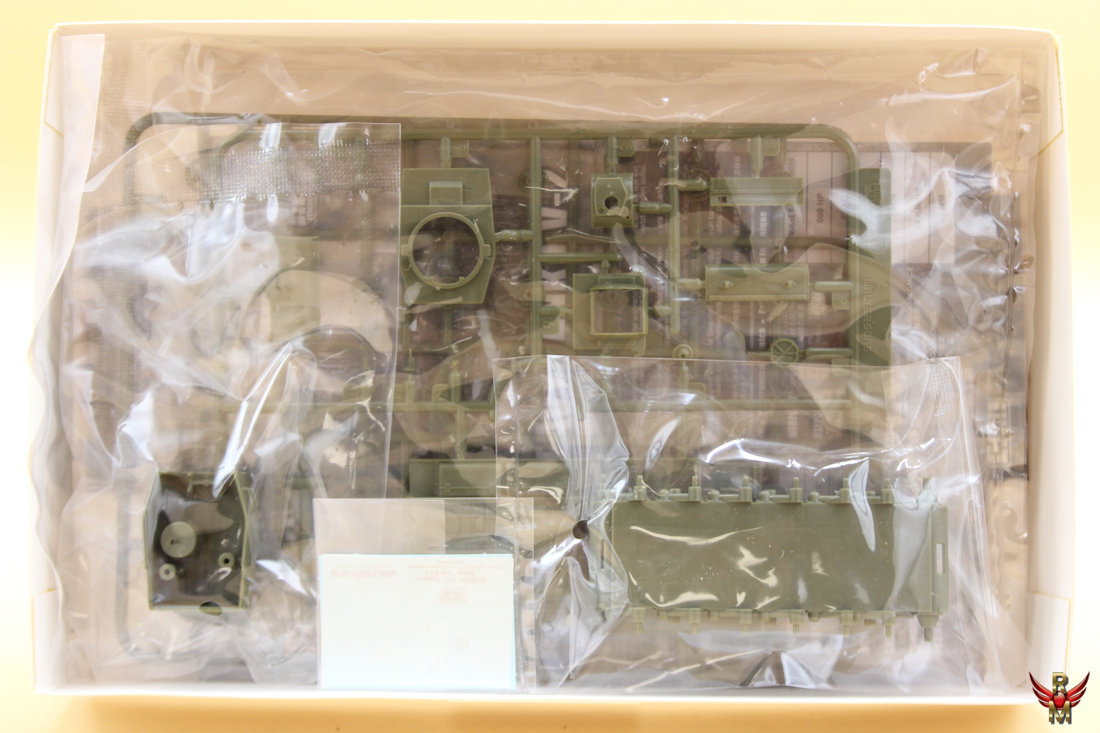 Forces of Valor 1/72 Russian Heavy Tank KV-2