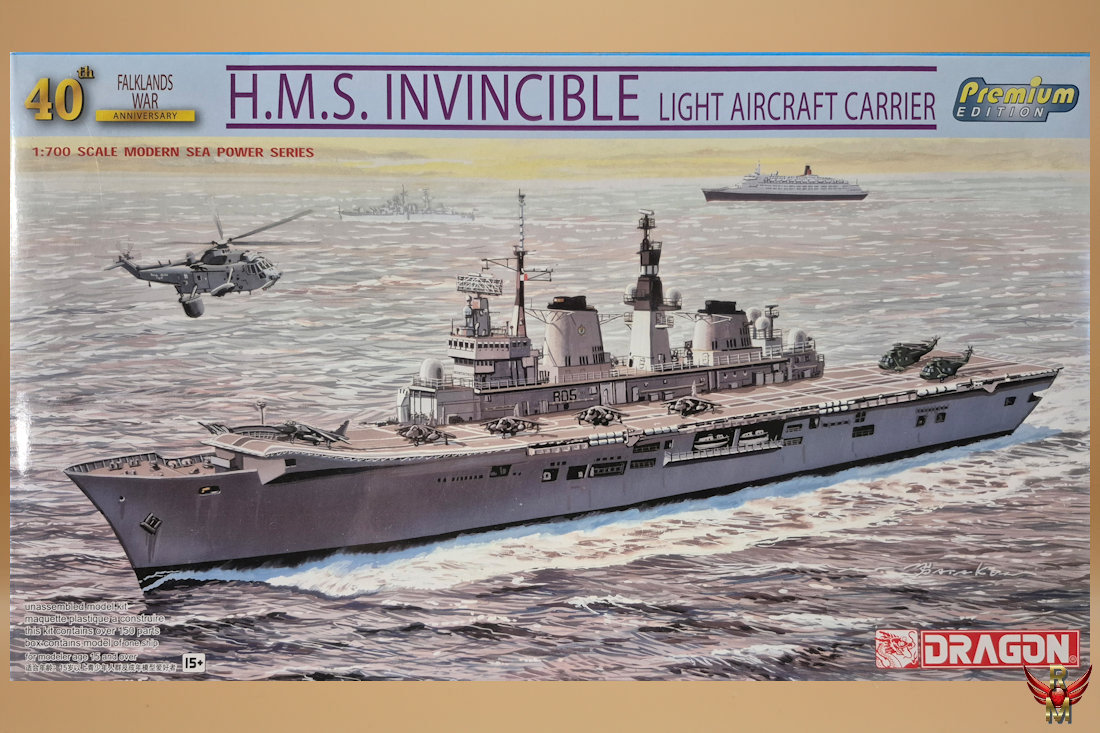 Dragon 1/700 HMS Invincible light aircraft carrier Premium Edition